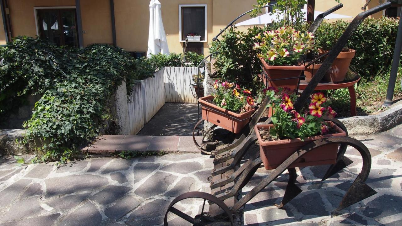 Casale Mammarella Apartment *